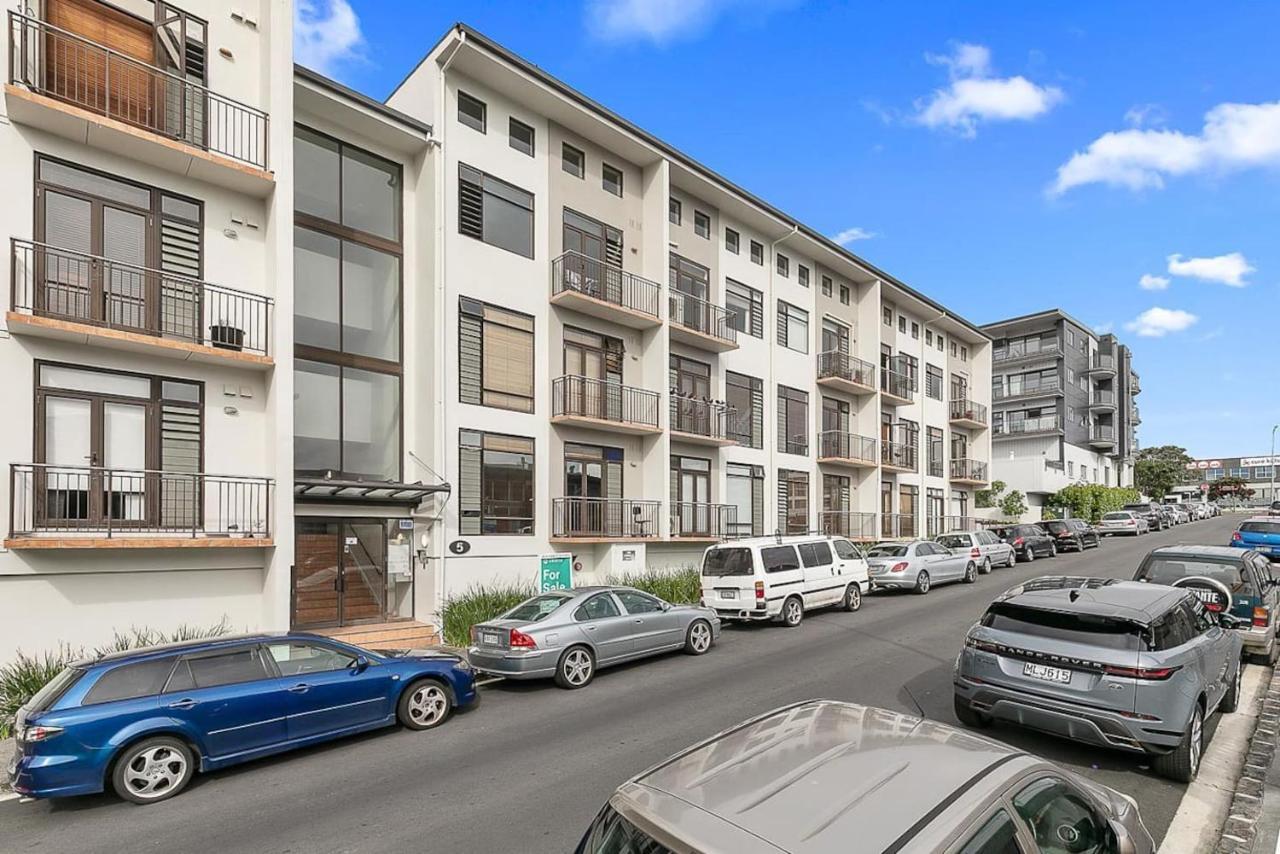 Roomy High-Ceiling Loft Apartment - Free Parking! Auckland Exterior photo